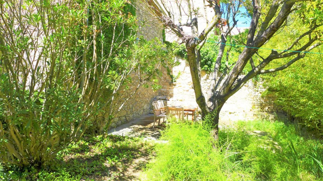 Familien Resort Haus Armissan Exteriör bild
